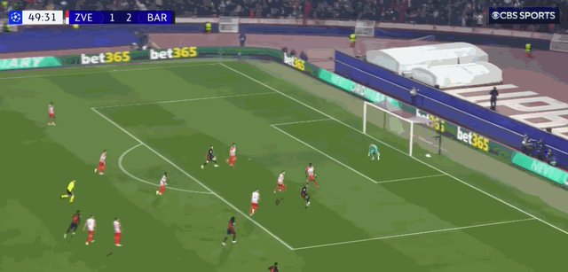 1730933909458039242.gif 莱万.gif